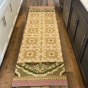 Anthropologie runner